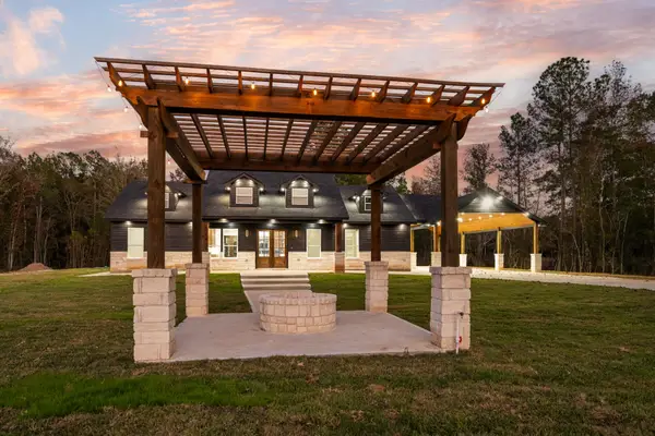 2199 County Road 301 N, Dayton, TX 77535