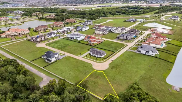 62 Alexandra Way Circle, Richmond, TX 77469