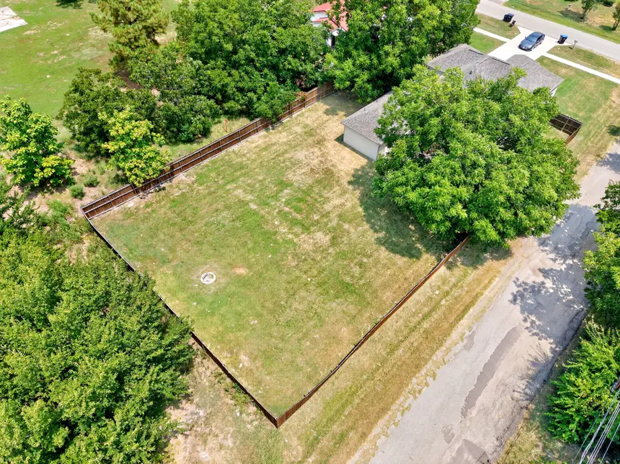 602 Main St, Greenville, TX 75401 - #2
