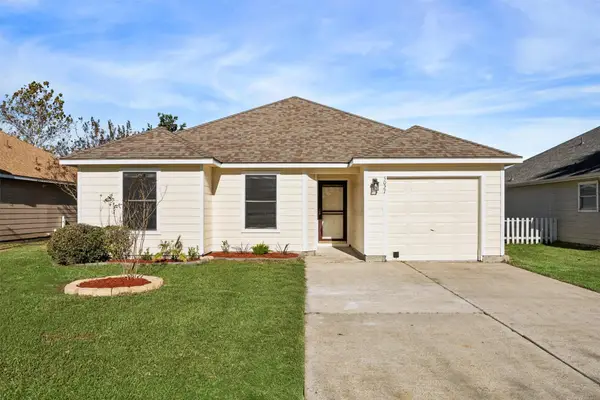 5027 Hauna Lane, Dickinson, TX 77539