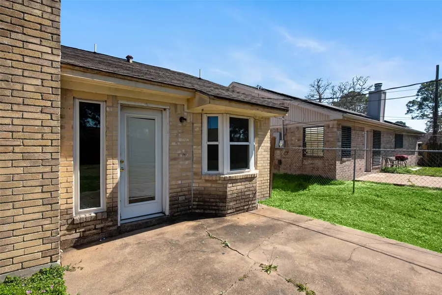 504 Raymond Street, La Marque, TX 77568 - #3