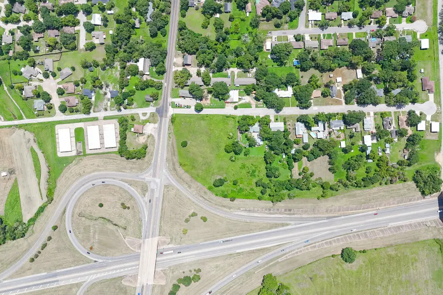 102 S Dixie Street, Brenham, TX 77833 - Image #2