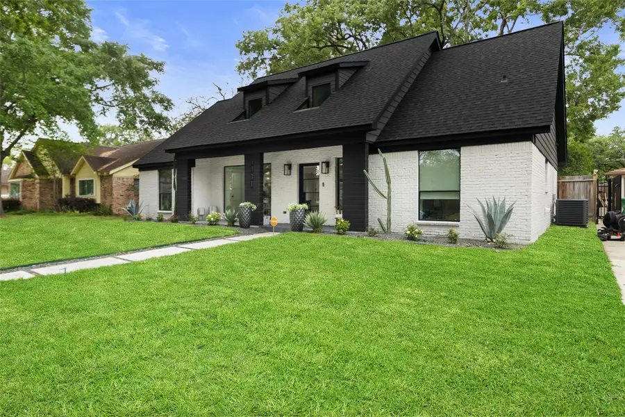 5934 Dumfries Drive, Houston, TX 77096 - #2