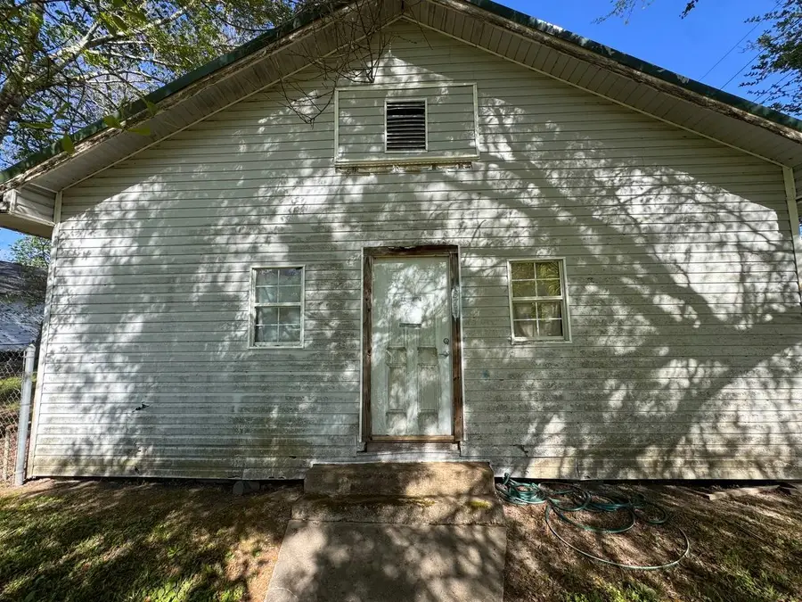 875 S Ann Street, Sour Lake, TX 77659 - #2