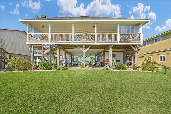 115 Driftwood Road, Freeport, TX 77541
