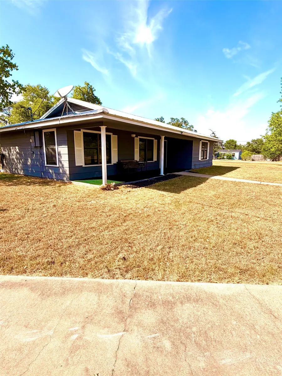 305 Gaywood Lane, Somerville, TX 77879 - #2