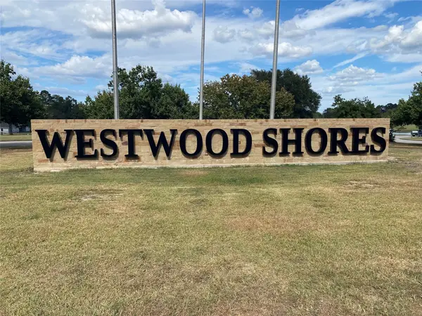 51 Wood Harbor, Trinity, TX 75862