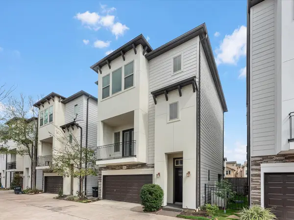 1010 W 24th Street #F, Houston, TX 77008