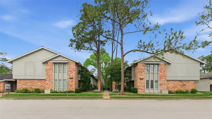 515 Tallowood Road #15, Houston, TX 77024 - #3