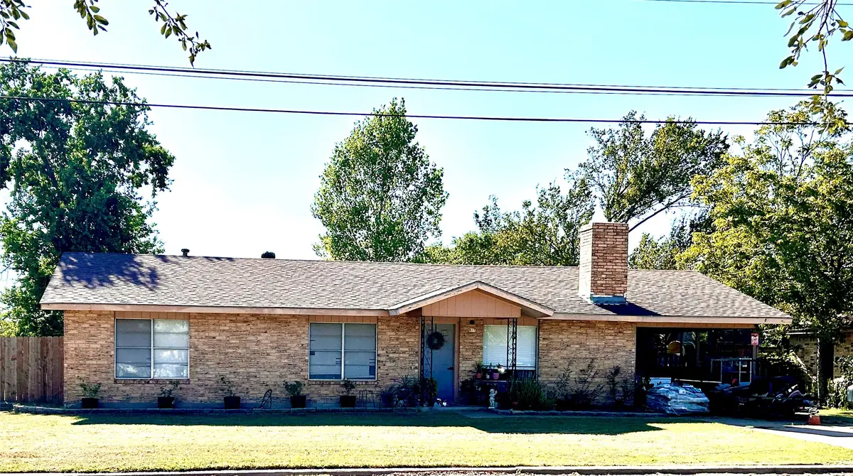 817 N Harris Street, Giddings, TX 78942 - #1