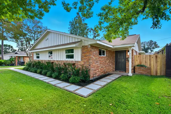 4207 Marlborough Drive, Houston, TX 77092