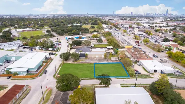 8021 Dunlap Street, Hockley, TX 77074