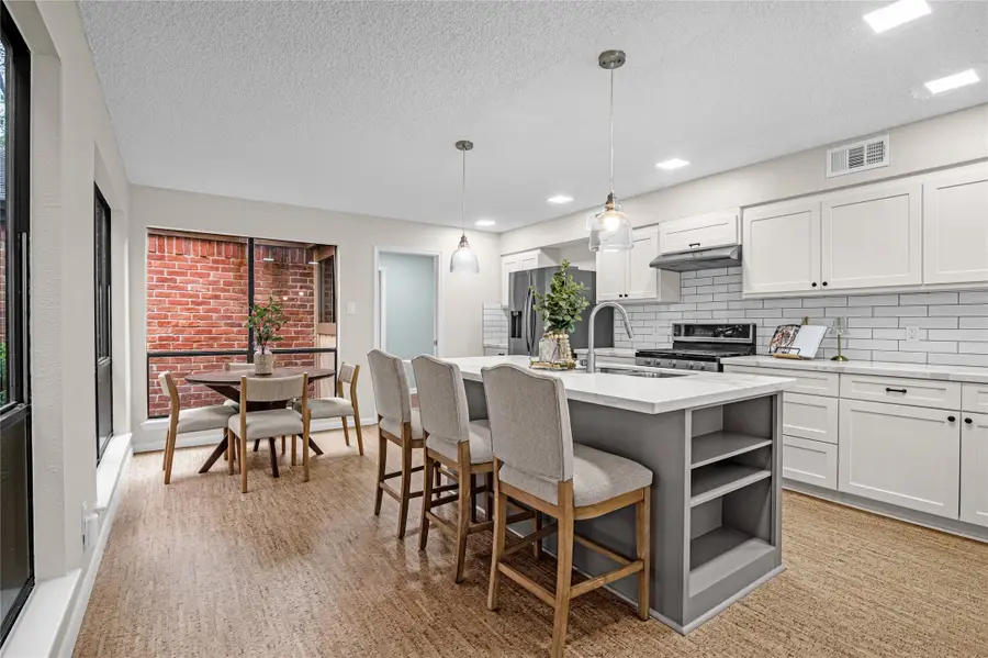 16626 Neumann Drive, Houston, TX 77058 - Image #2