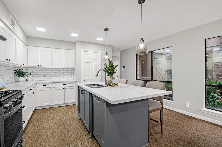 16626 Neumann Drive, Houston, TX 77058 - Image #3