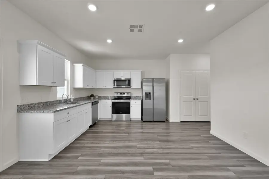 14818 Calderon Drive, Conroe, TX 77316 - Image #3