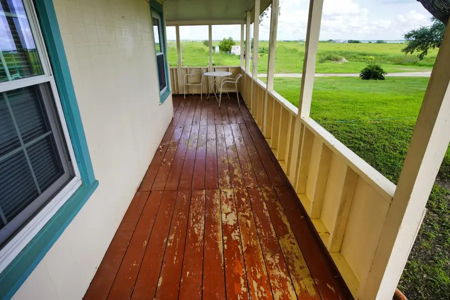 566 Private Road 674, Sargent, TX 77414 - #2