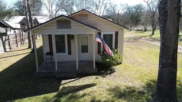 710 Milam Avenue, Eagle Lake, TX 77434
