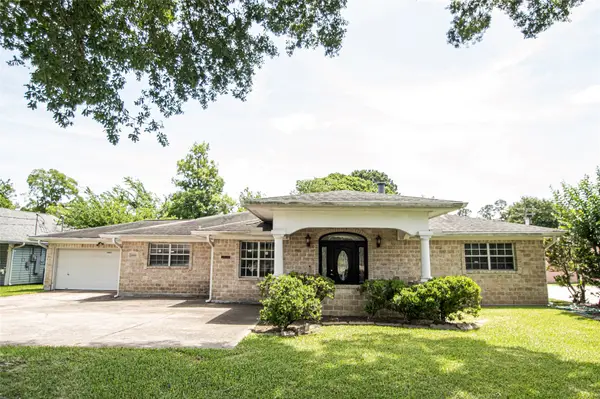 2650 W Lucas Drive, Beaumont, TX 77706