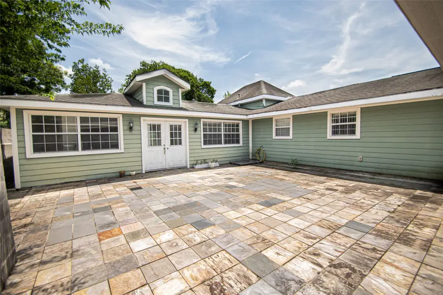 2650 W Lucas Drive, Beaumont, TX 77706 - #2