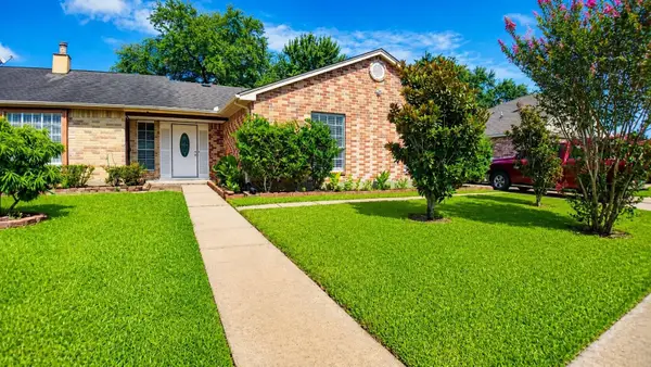 9507 Wellsworth Drive, Houston, TX 77083