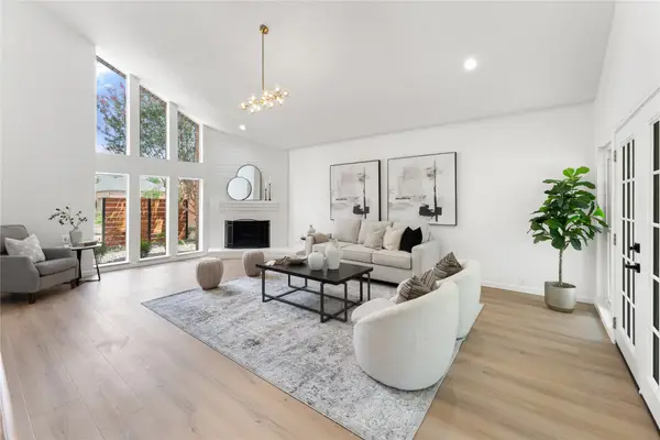 1223 Gladewick Drive, Houston, TX 77077