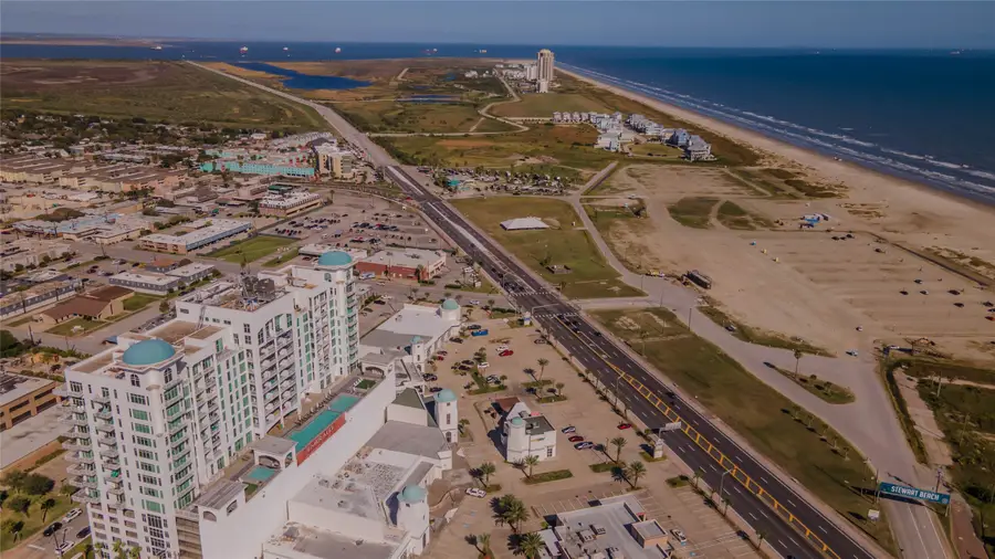 500 Seawall Boulevard #1007, Galveston, TX 77550 - Image #3
