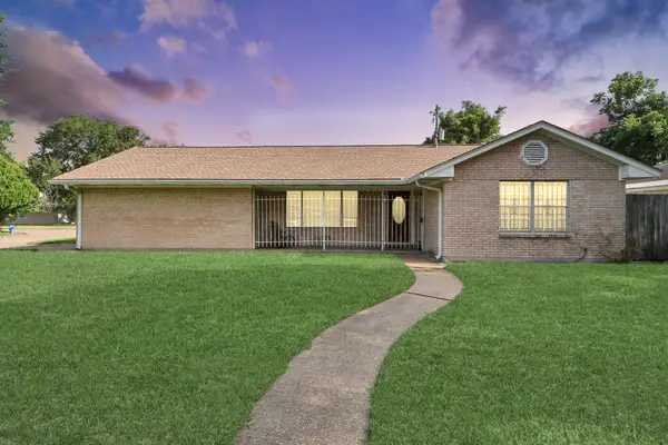 138 W Wellington Street, Houston, TX 77076