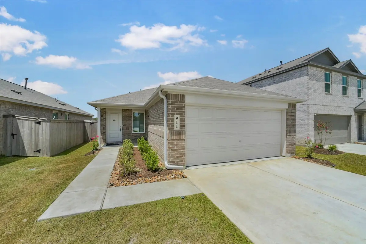 911 Lago Laceno Lane, Huffman, TX 77336 - #1