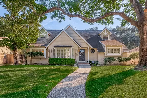 1619 Crystal Hills Drive, Houston, TX 77077