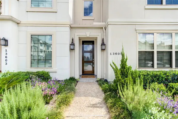 13605 Teal Bluff Lane, Houston, TX 77077