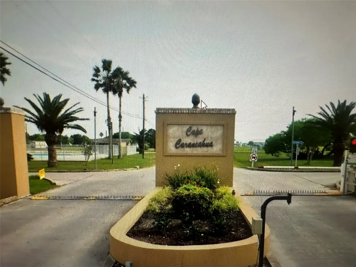 65 Arrowhead Drive, Palacios, TX 77465 - Image #1