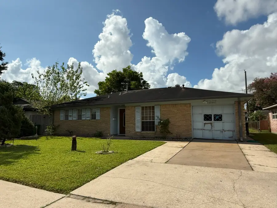 1327 Twin Falls Road, Houston, TX 77088 - #3