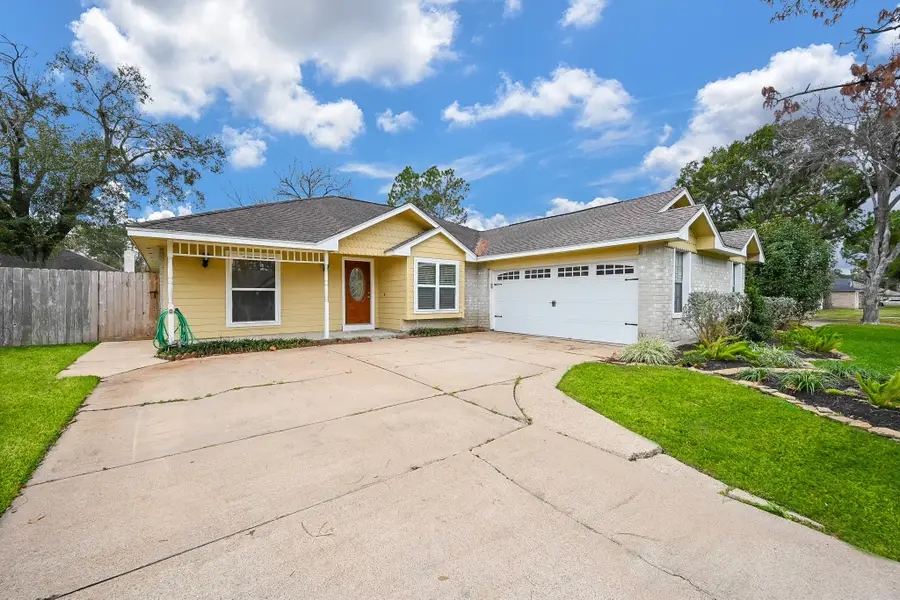 15427 Pebble Lake Drive, Houston, TX 77095 - Image #2