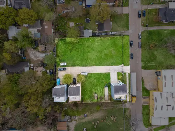 0 Eichwurzel Lot 6 Lane, Houston, TX 77009