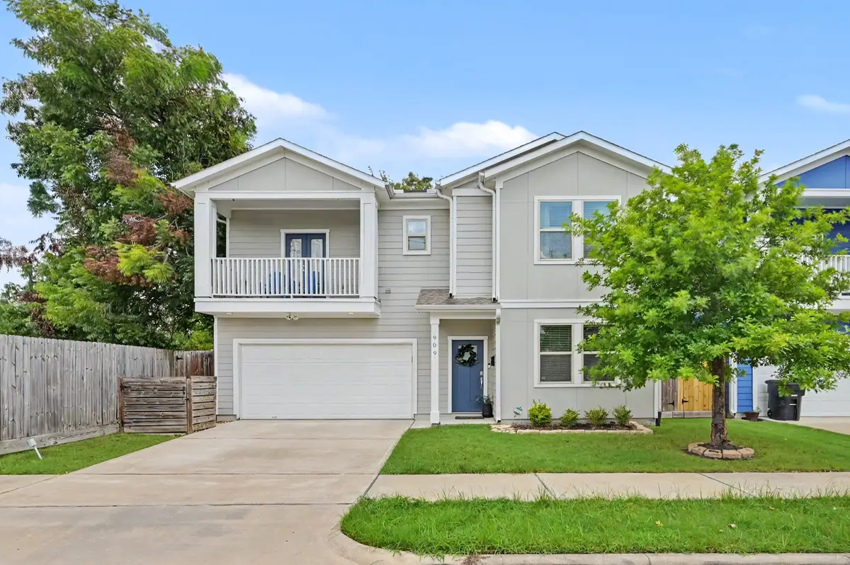 909 E 33rd Street, Houston, TX 77022 - #1
