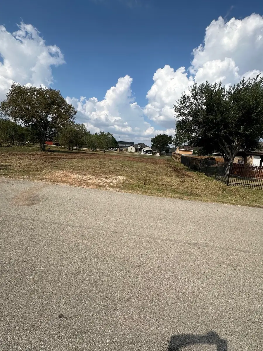 000 Pinedale Avenue, Arcola, TX 77583 - Image #3