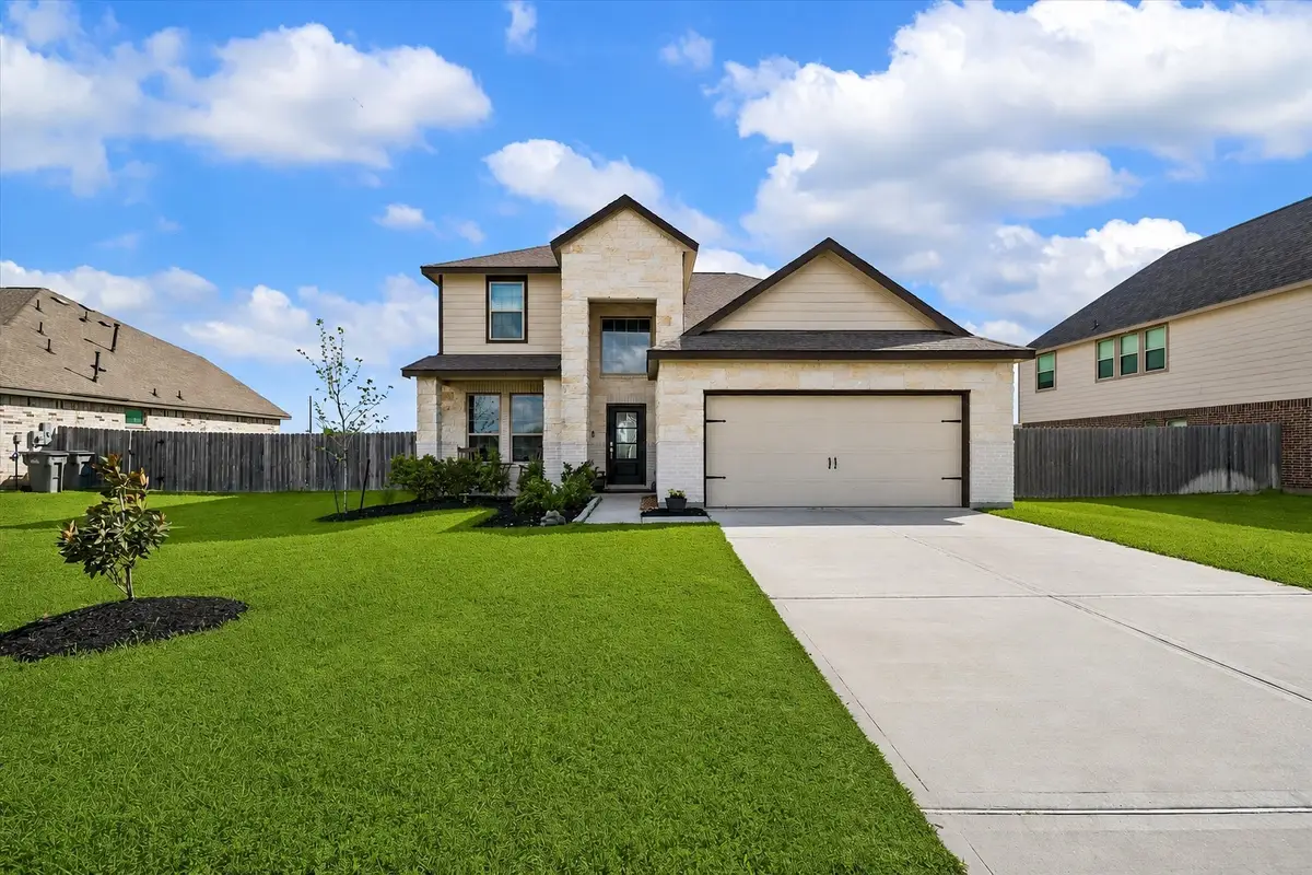 7207 Hillside Avenue, Monterey Belvieu, TX 77523 - #1
