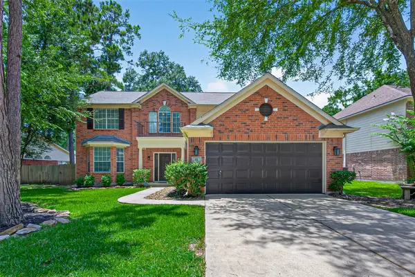 11 Ginger Bay Place, The Woodlands, TX 77382