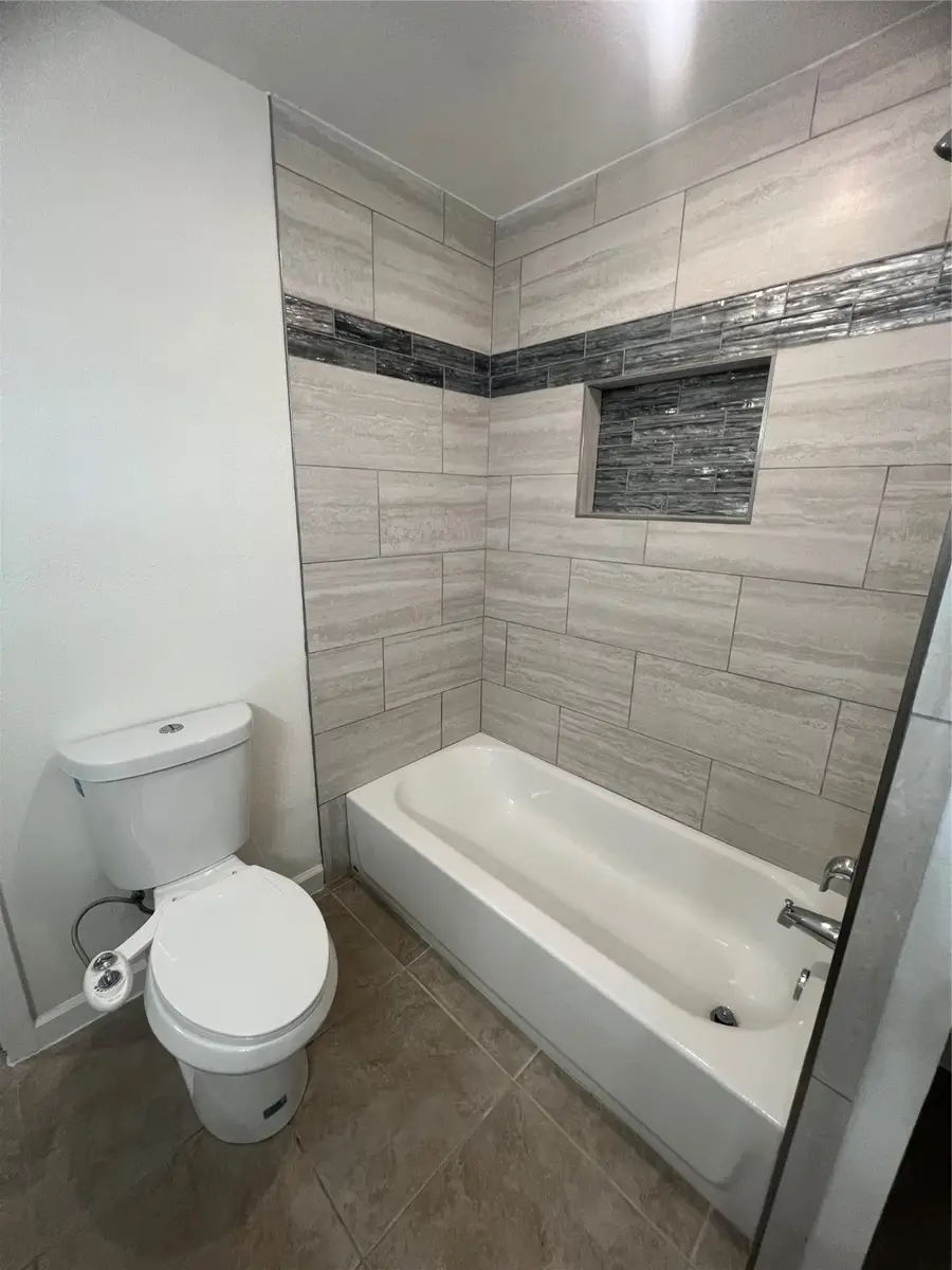 519 N Shady Lane, La Porte, TX 77571 - #2