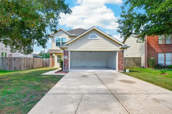 12615 Verdant Brook Drive, Houston, TX 77085