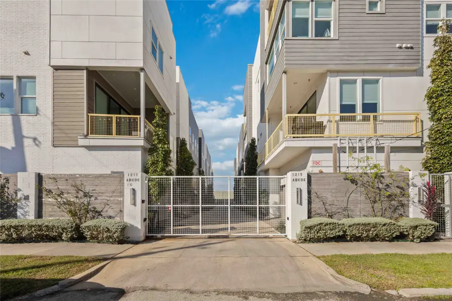 1211 Hickory Street #D, Houston, TX 77007 - Image #3