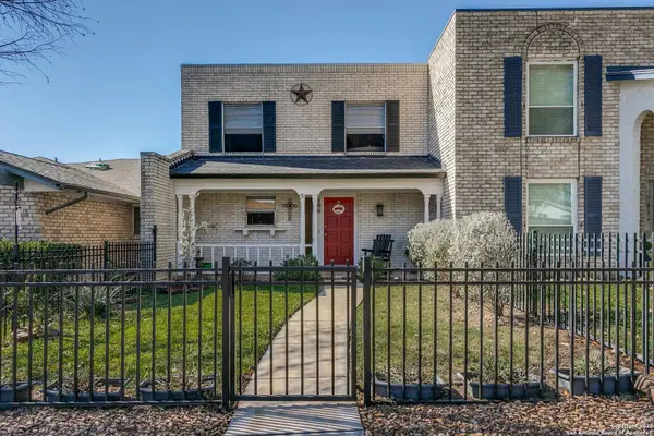406 Amistad Boulevard, Universal City, TX 78148