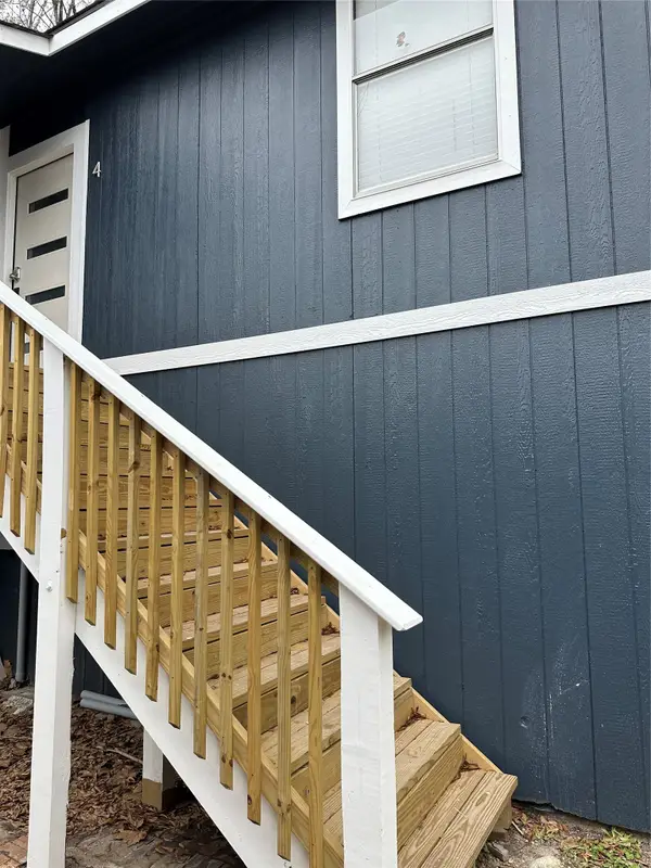 3415 Cochran St, Houston, TX 77009