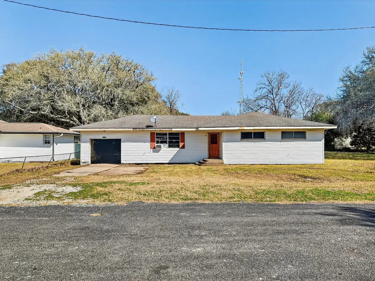 2029 9th Street, High Island, TX 77623 - #1