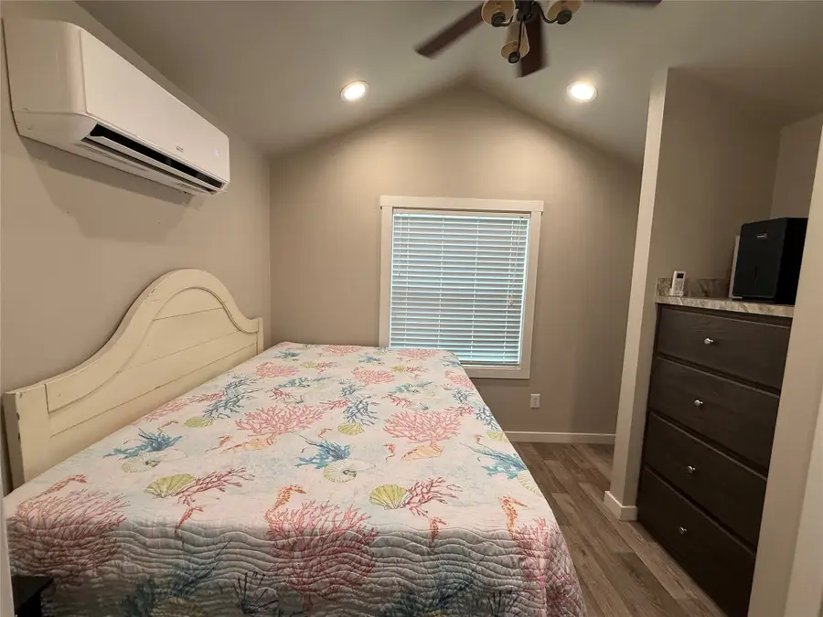 4806 Palm, Bacliff, TX 77518 - #3