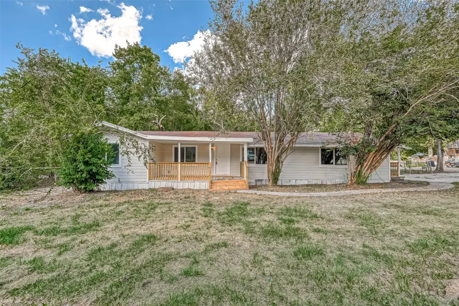 10694 Pine Street, Willis, TX 77318 - #3