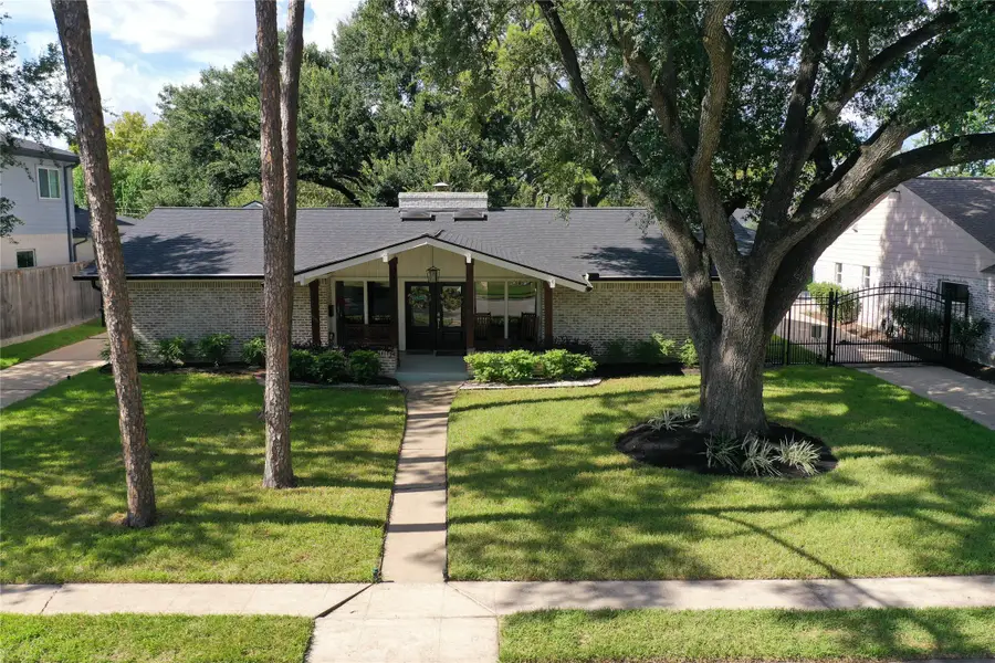 10610 Chevy Chase Drive, Houston, TX 77042 - #2
