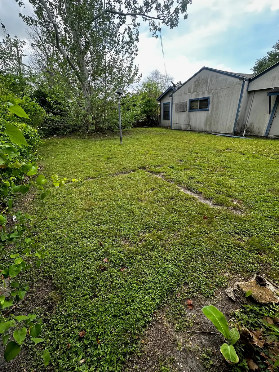 707 E 42nd Street, Houston, TX 77022 - #2