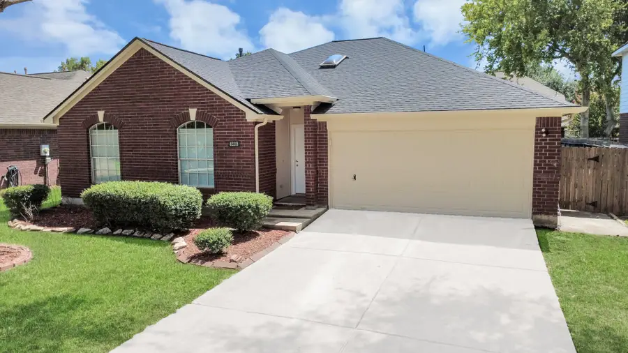 4239 Custer Creek Drive, Missouri City, TX 77459 - #3