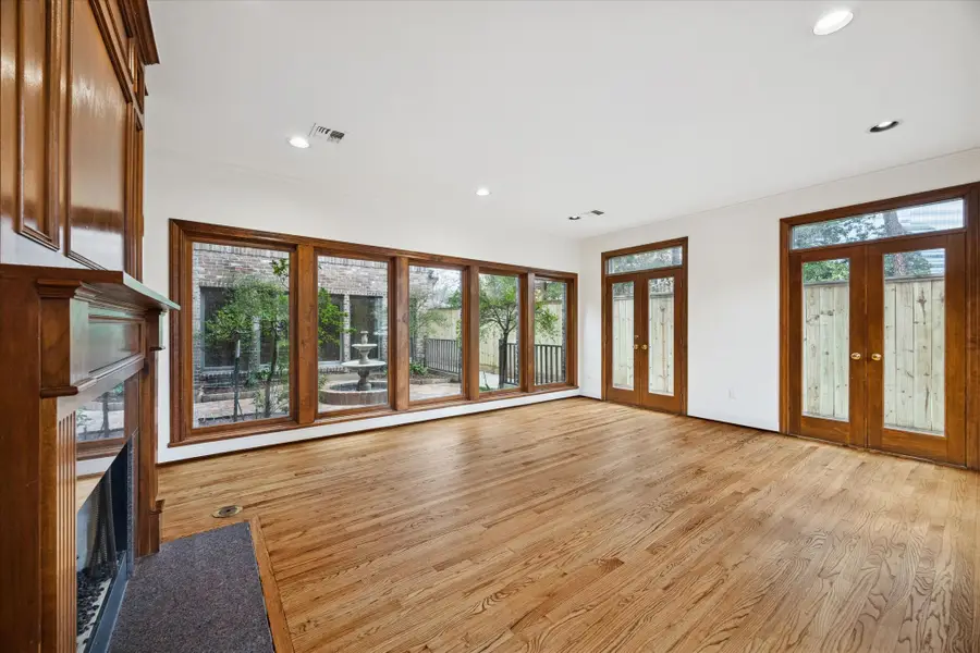 5040 Fieldwood Drive, Houston, TX 77056 - Image #3